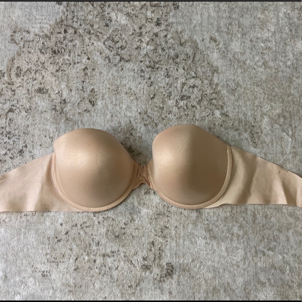 VS Strapless Bra